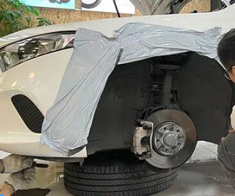 前轮叶子板施工区域示意