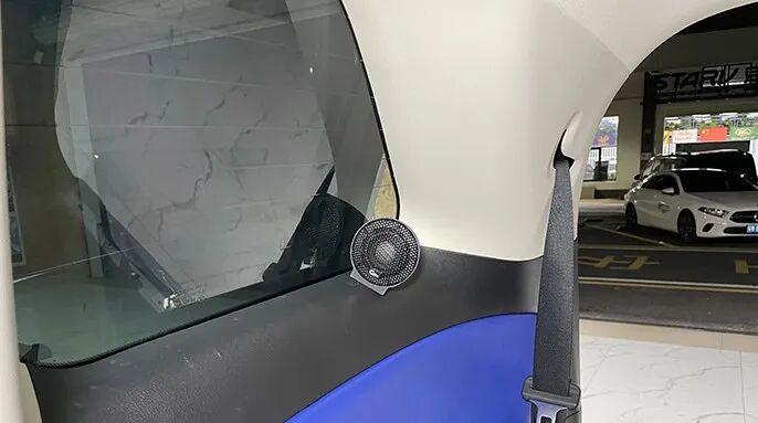 C柱内饰板开孔定位