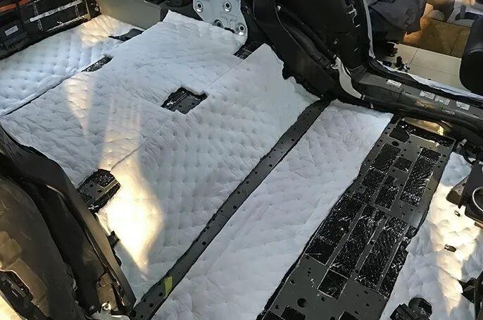 吸音棉铺设施工