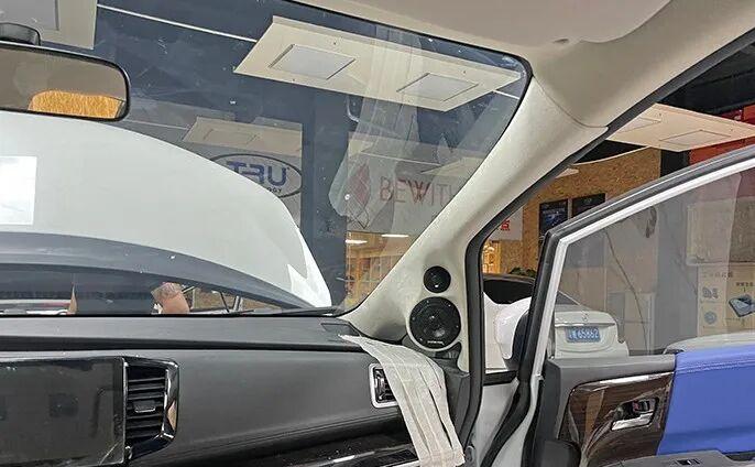 A柱完工整体视觉效果,与原车完美融合