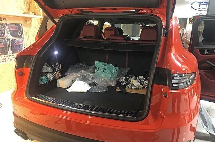 原厂饰板覆盖后效果