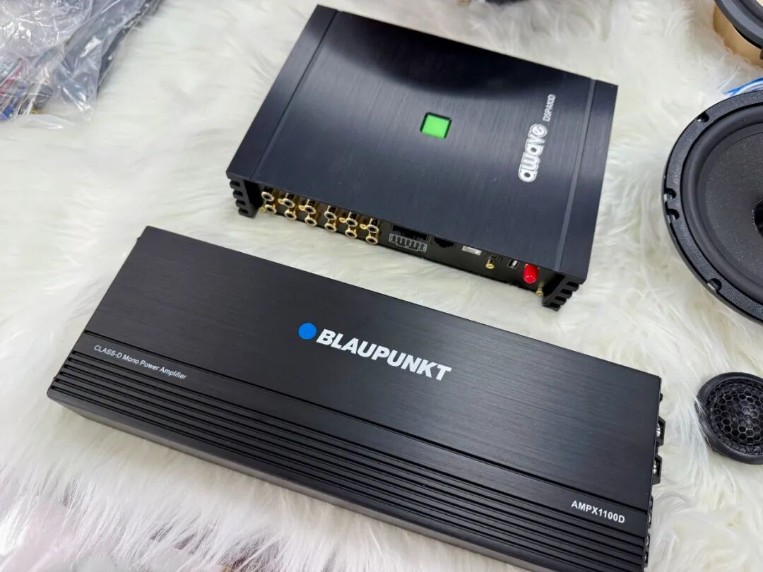 蓝宝单路功放器材展示