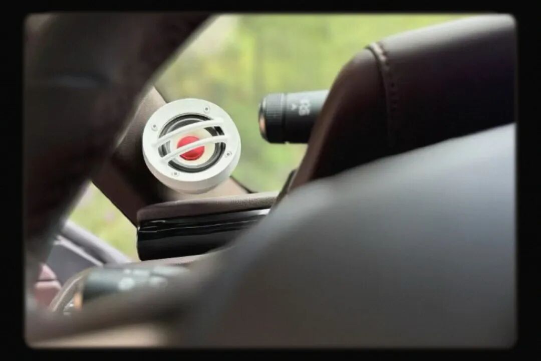 原车喇叭与升级喇叭对比