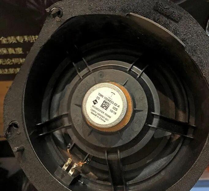 原车拆卸喇叭对比